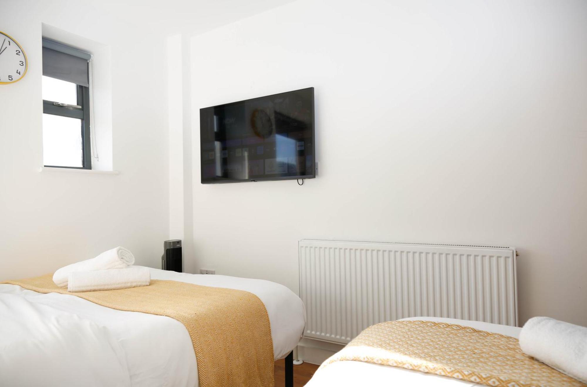 New Luxury Rooms In The Heart Of London Next To Shops, Cafes, Bars & Metro With Shared Bathrooms Exteriér fotografie