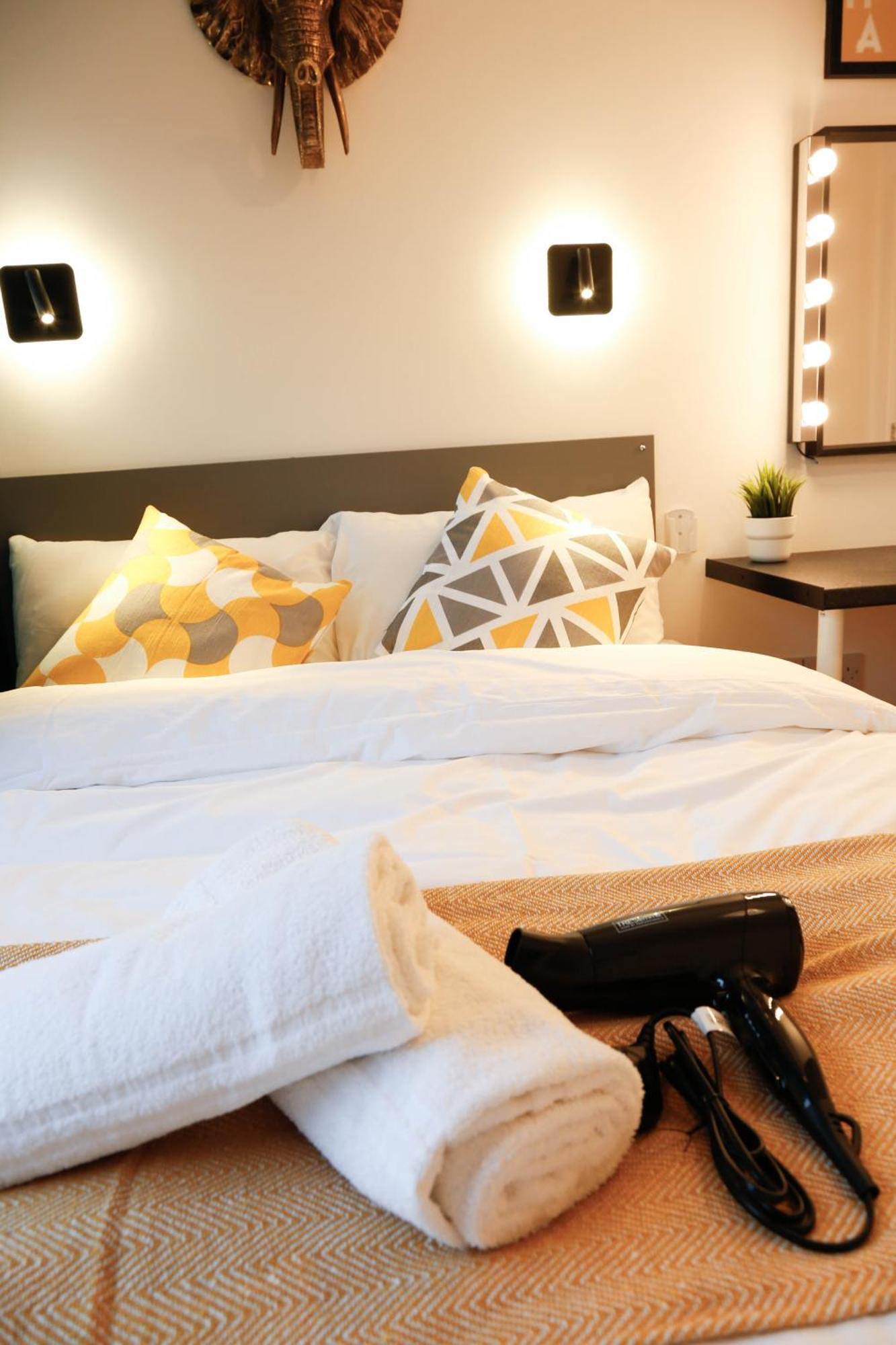 New Luxury Rooms In The Heart Of London Next To Shops, Cafes, Bars & Metro With Shared Bathrooms Exteriér fotografie