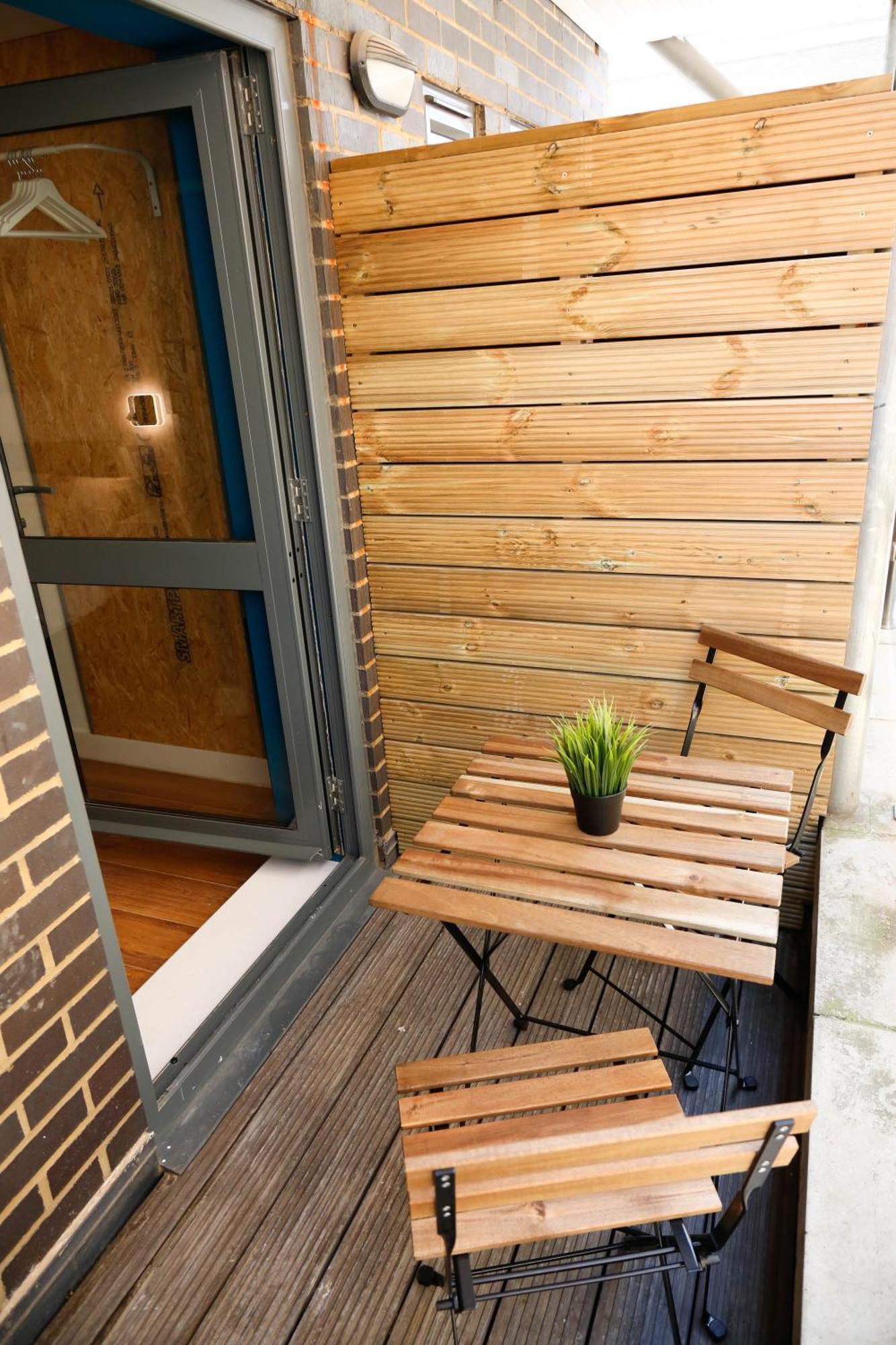 New Luxury Rooms In The Heart Of London Next To Shops, Cafes, Bars & Metro With Shared Bathrooms Exteriér fotografie