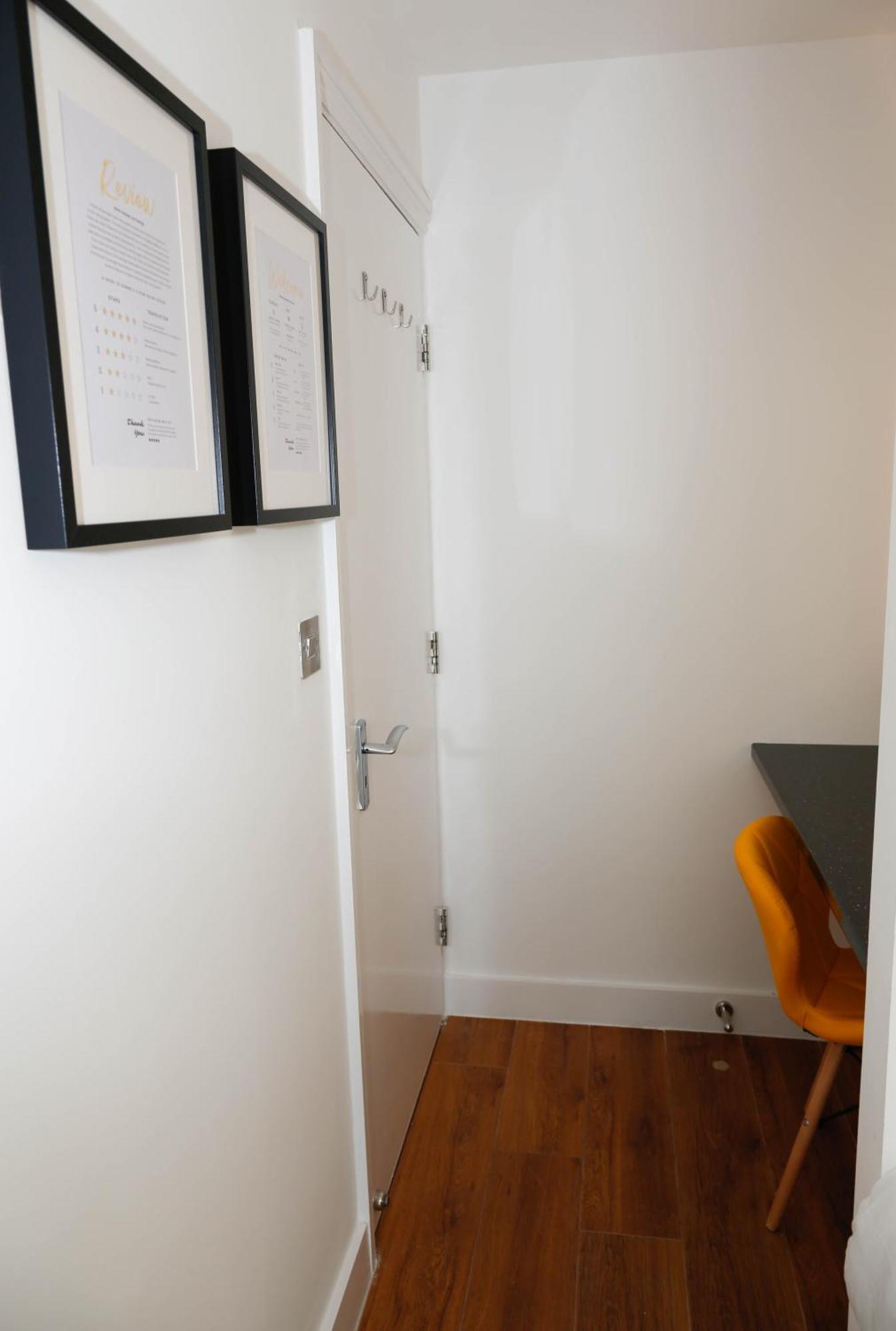 New Luxury Rooms In The Heart Of London Next To Shops, Cafes, Bars & Metro With Shared Bathrooms Exteriér fotografie